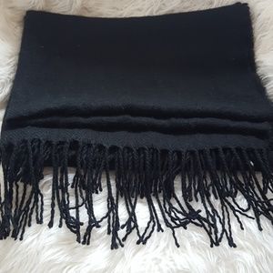 Black Scarf